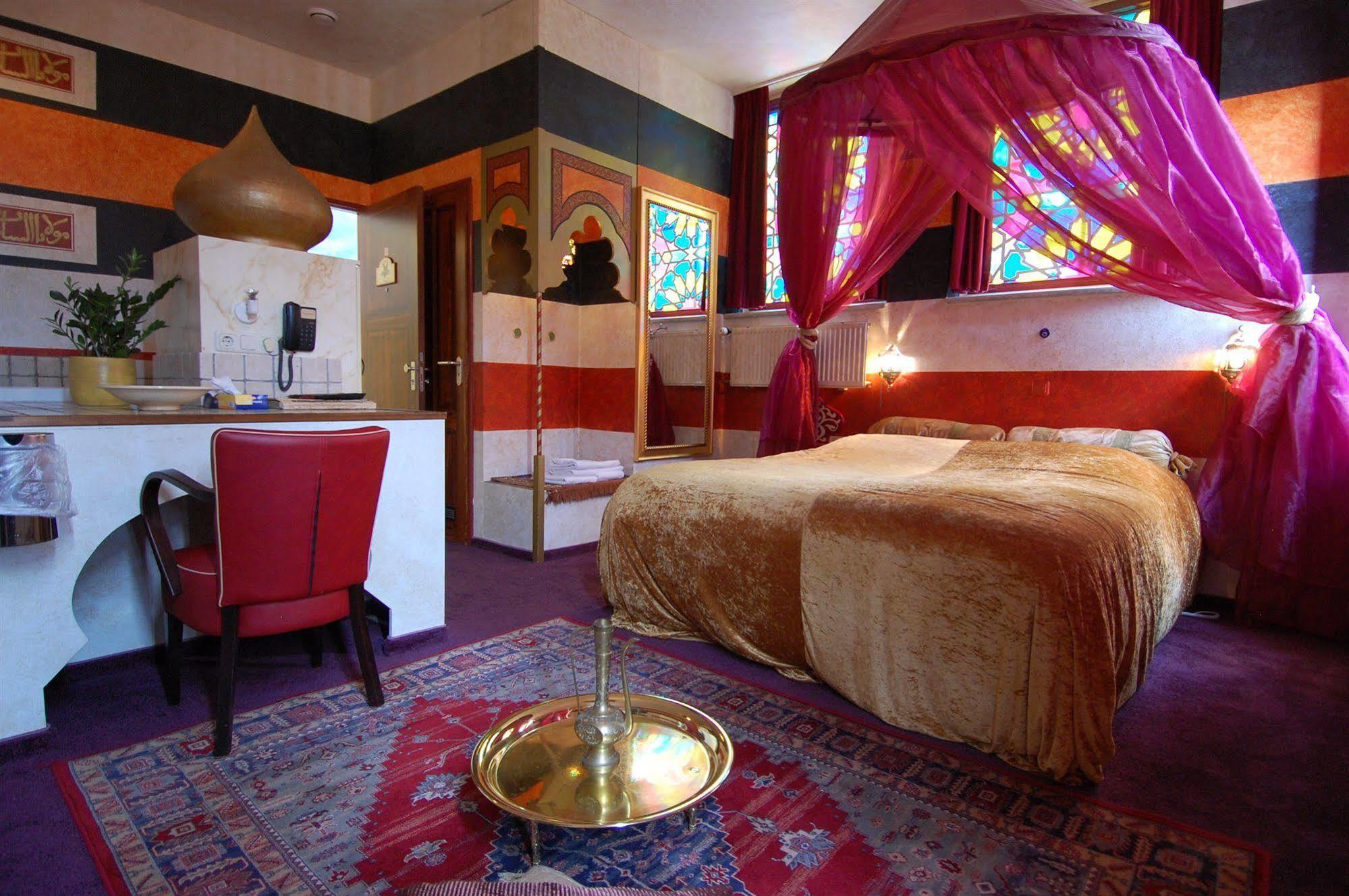 Hotel De Plataan Delft Centrum Eksteriør billede